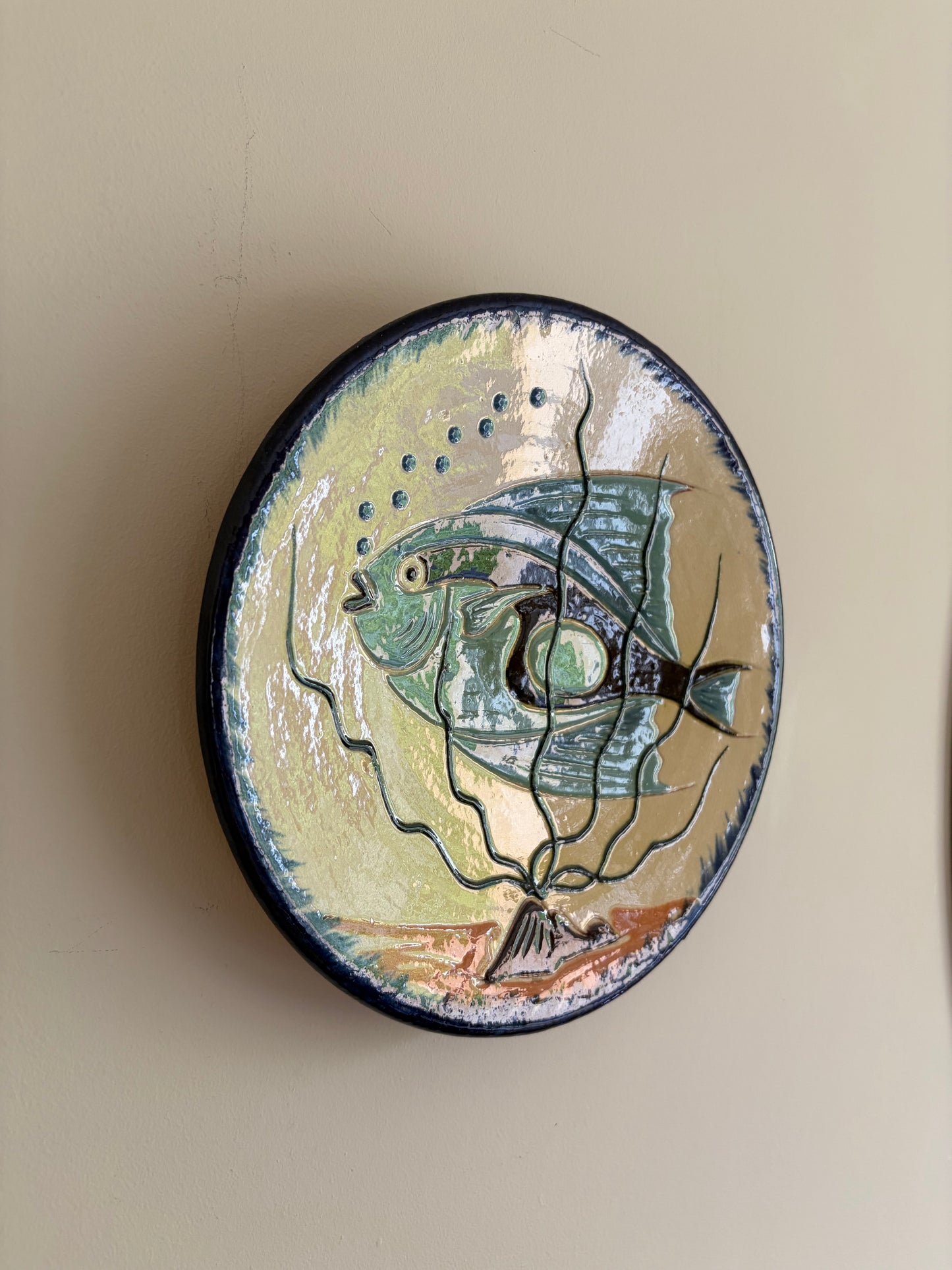 Blue fish vintage wall plate