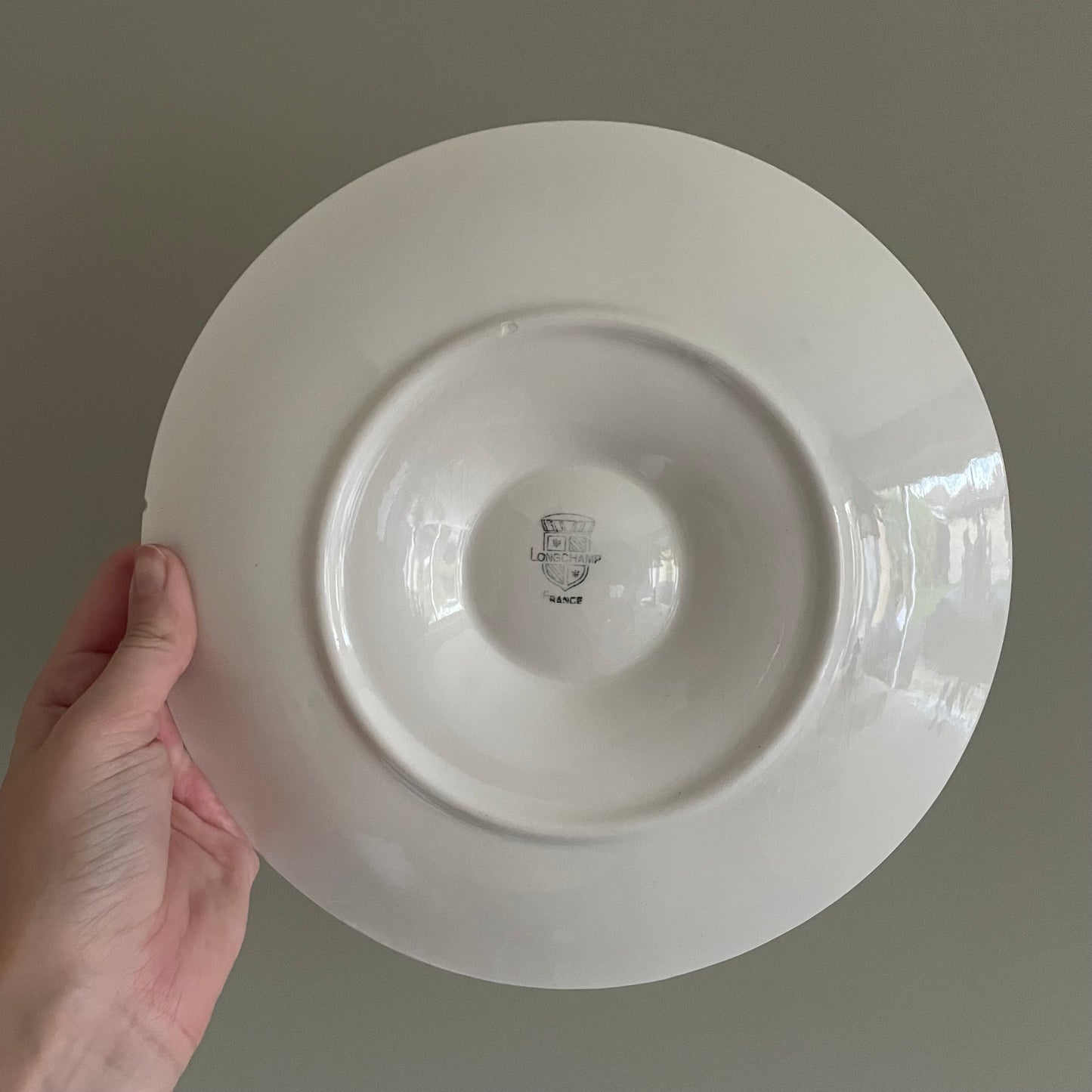 French white oyster plates by Long Champ