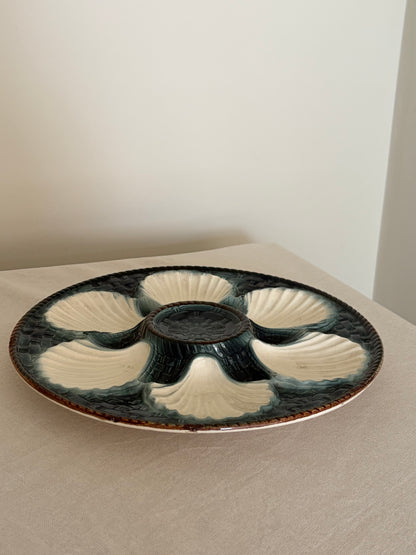 Dark green vintage shell oyster plates