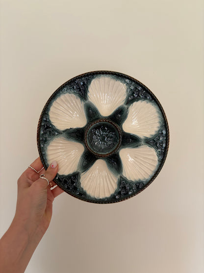 Dark green vintage shell oyster plates