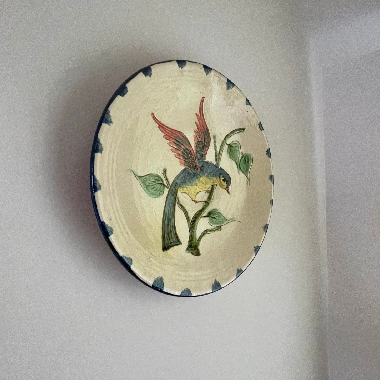 Bird Puigdemont wall plate