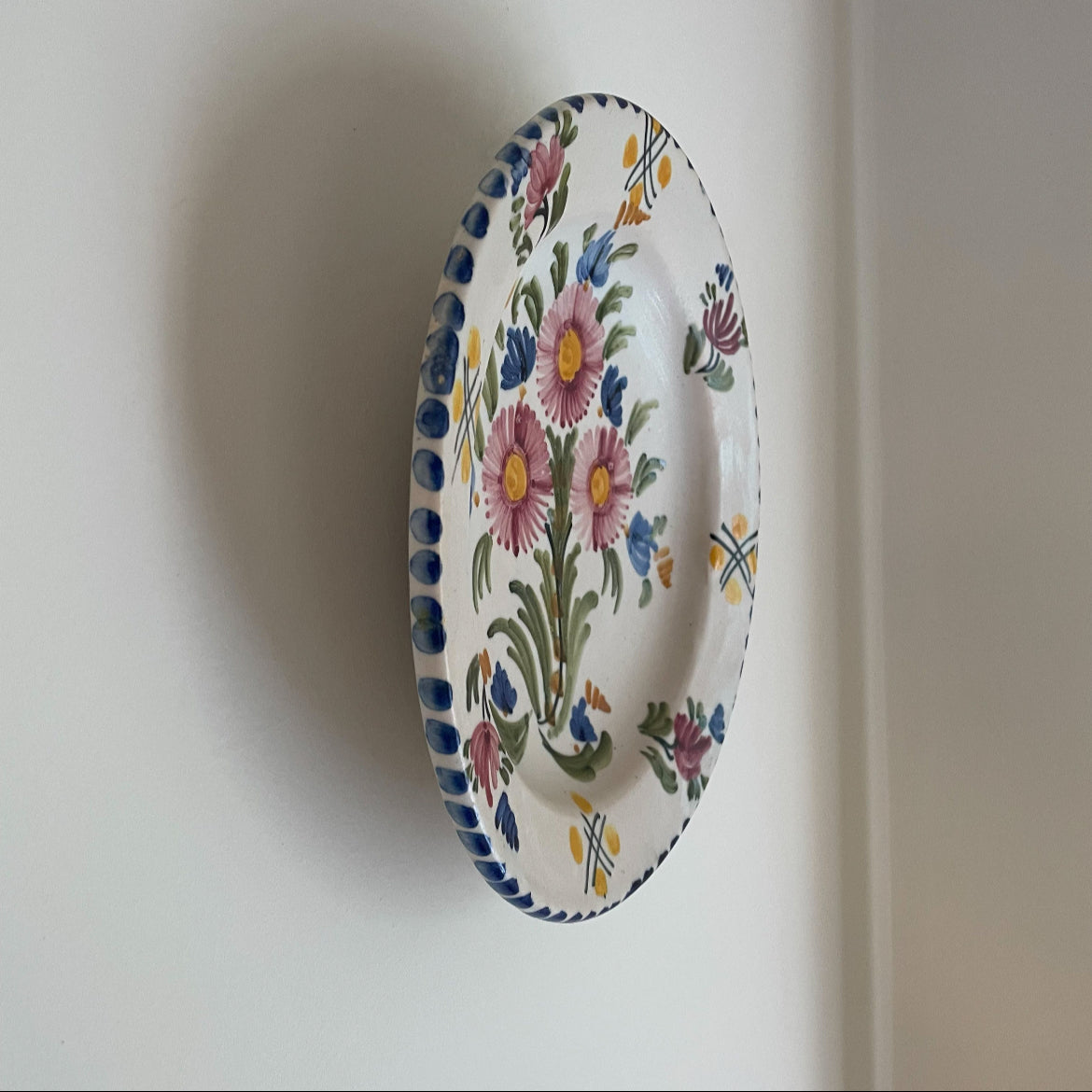 Floral Mediterranean wall plate