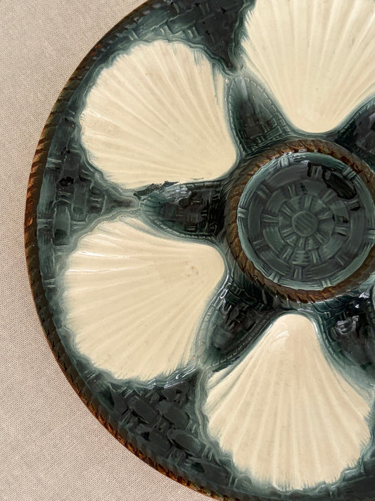 Dark green vintage shell oyster plates