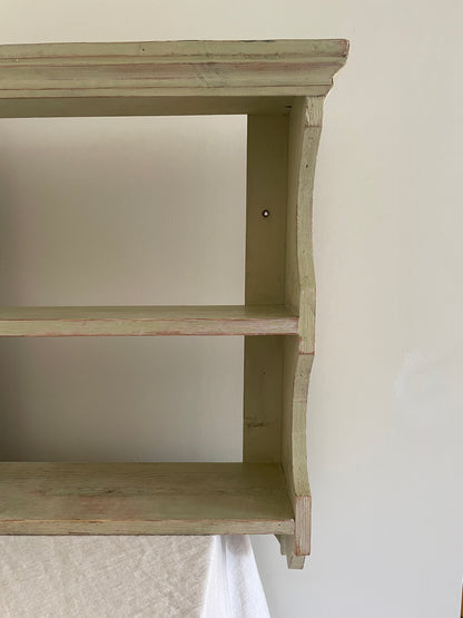 Vintage wooden scalloped rustic wall hung shelf unit