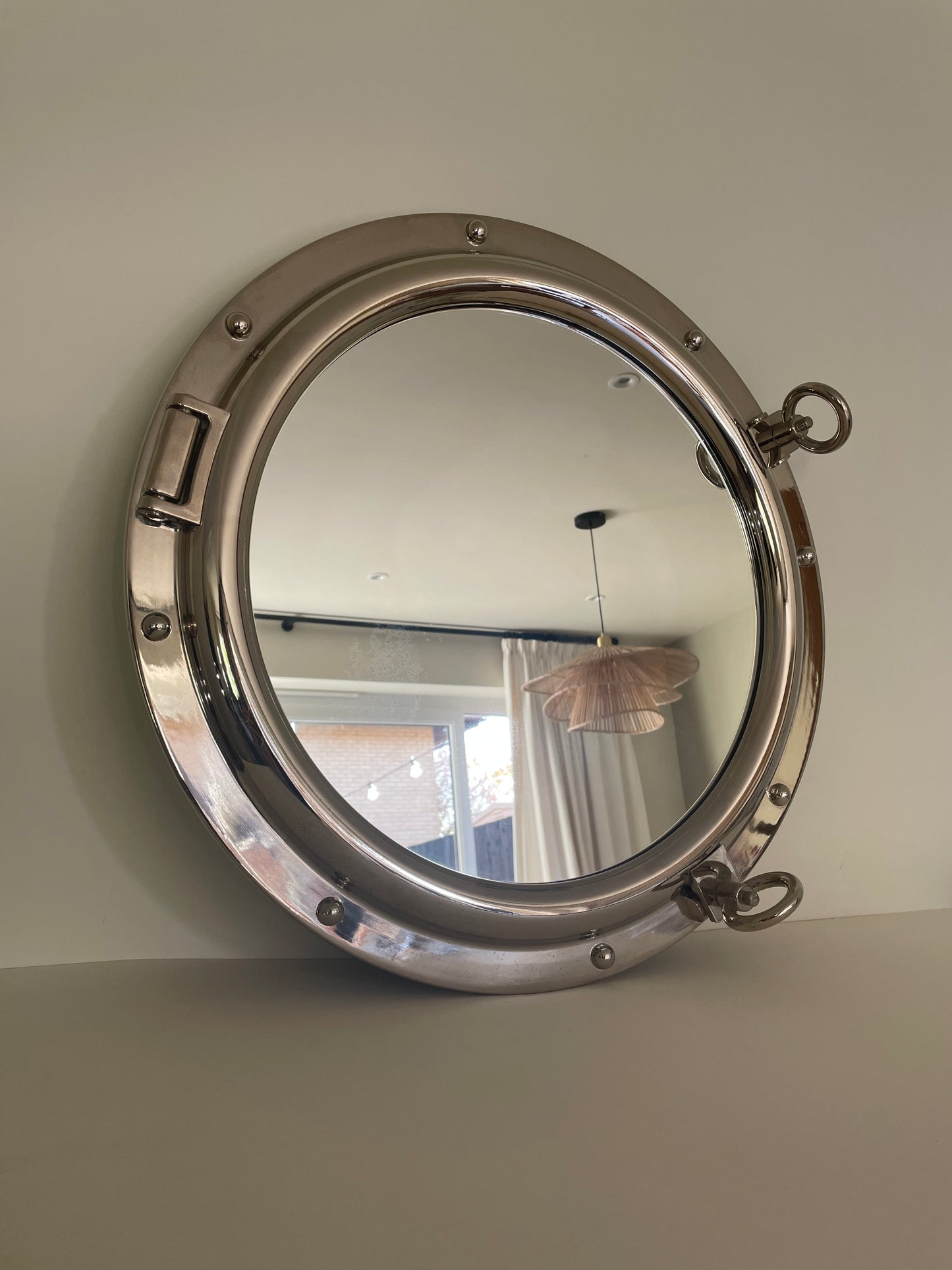 Chrome porthole mirror