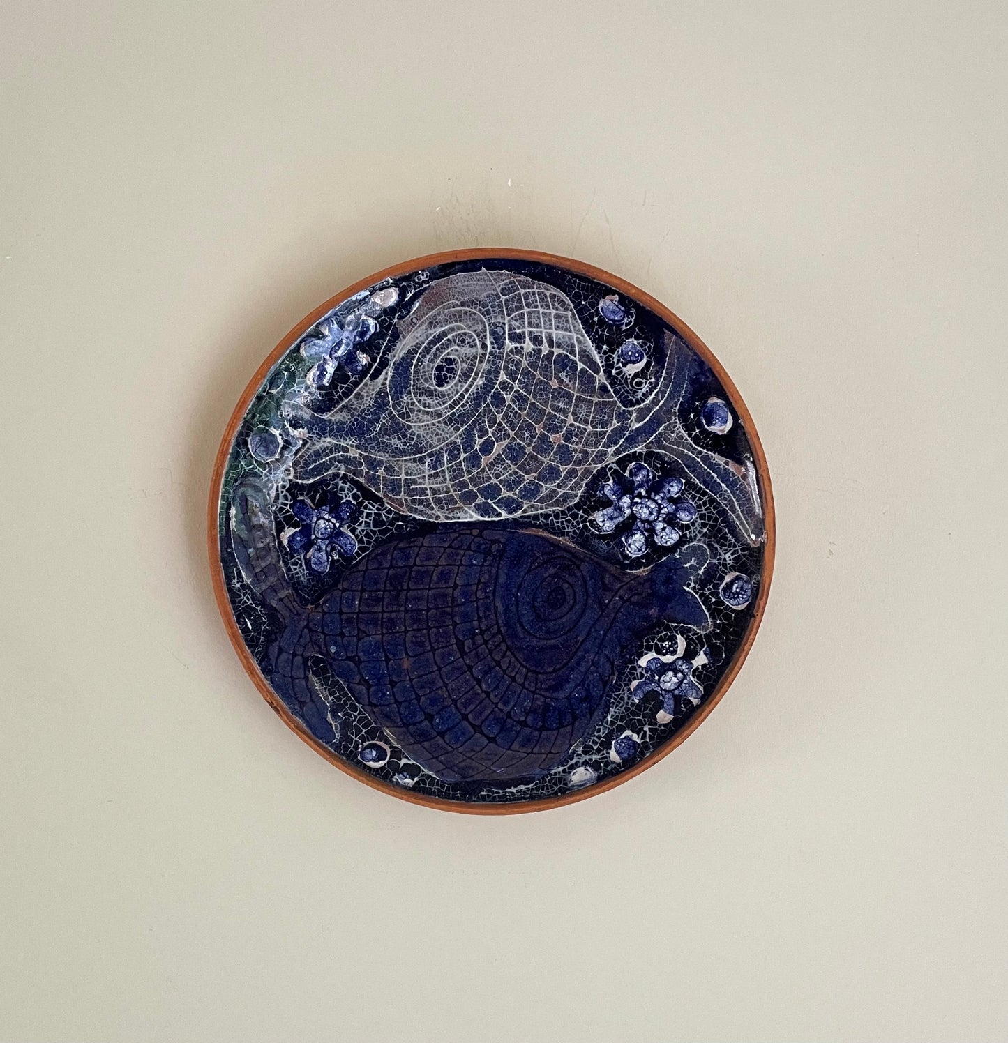Blue wall plate of fish