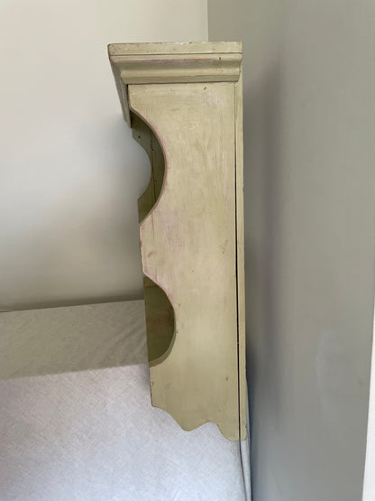 Vintage wooden scalloped rustic wall hung shelf unit