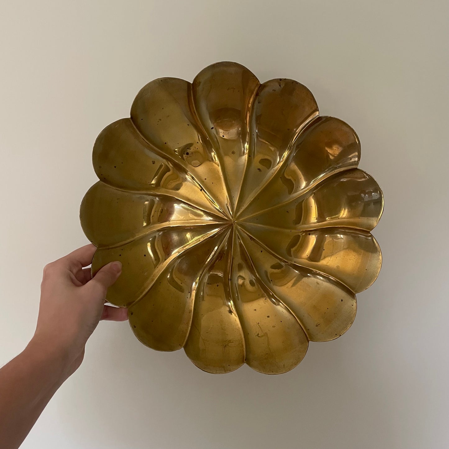 Brass flower plate