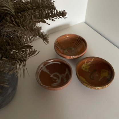 Terracotta clay vintage bowls