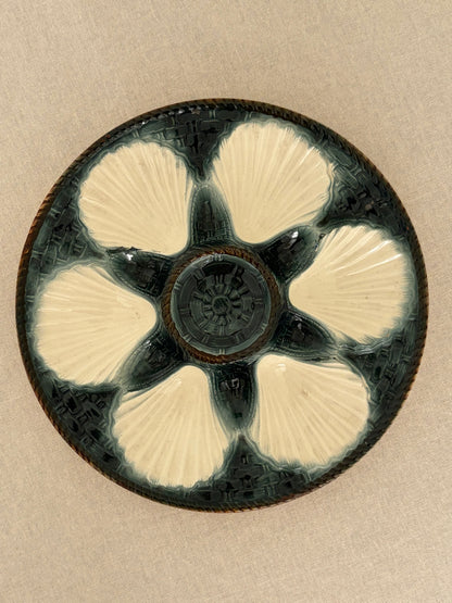 Dark green vintage shell oyster plates