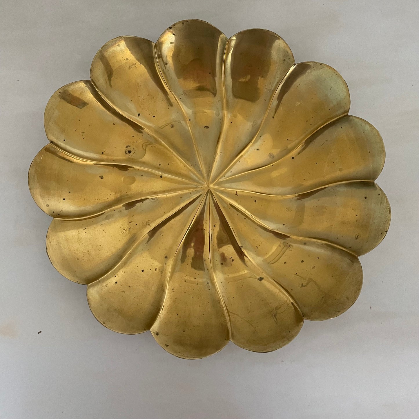 Brass flower plate