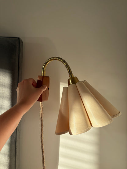 Pair of vintage wooden and brass gooseneck plug-in wall lights with scalloped shade